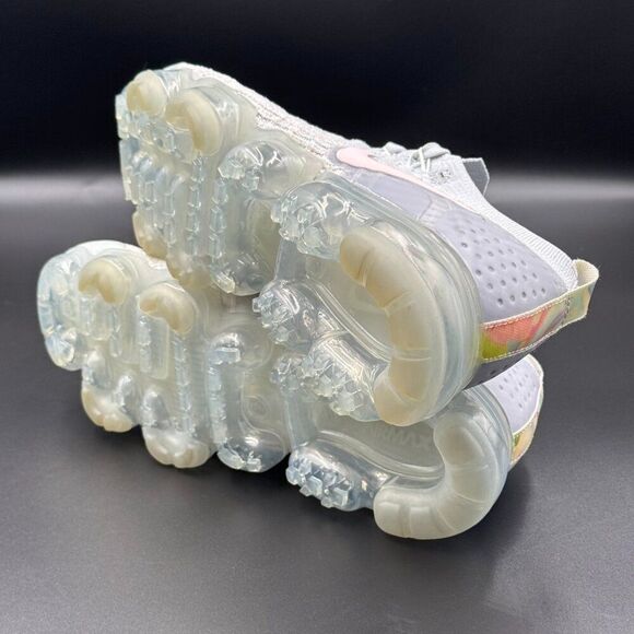 Nike Wmns Air VaporMax Flyknit 2 Floral - Picture 8 of 11